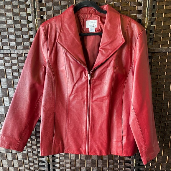 East 5th Women’s Large Dark Red/Wine Color Genuine Leather Fully Lined J… - Picture 2 of 8